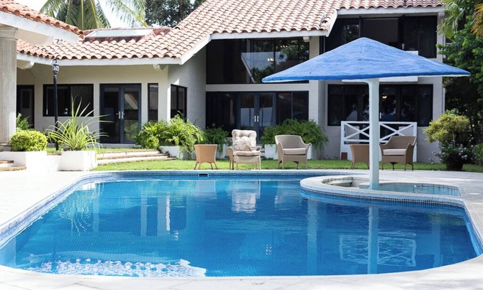 San Jose Villa | Gorgeous 5 bedroom Villa with Beach front and Private Pool