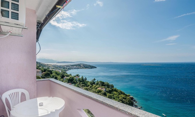Stara Baska Apartment | Gorgeous apartment in Stara Baska 1