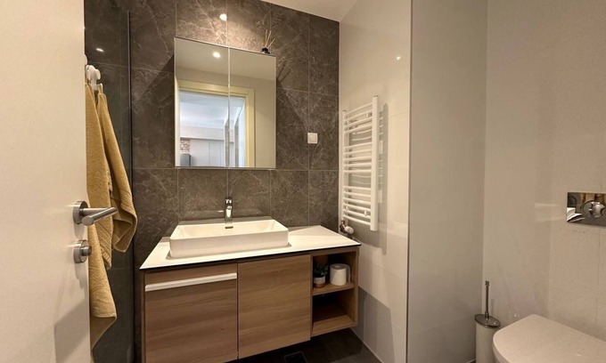 Sarajevska Apartment | Gorgeous Apartment with view on Sava River