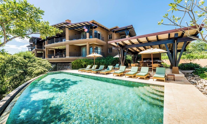 Papagayo Peninsula Apartment | Gorgeous bay view condo and located in the exclusive Papagayo community!