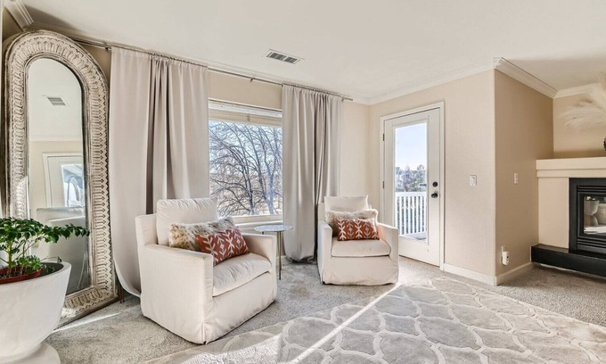 Broomfield House | Gorgeous Broomfield Estate