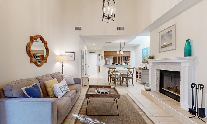 Kiawah Island Condo | Gorgeous condo w/shared tennis court & nearby playground