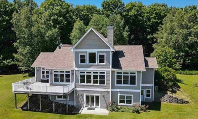 Atwood House | Gorgeous countryside views and close to Lake Michigan beach!
