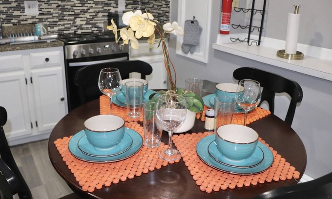 Melrose Apartment | Gorgeous Cozy 1 bedroom Apartment in Boston