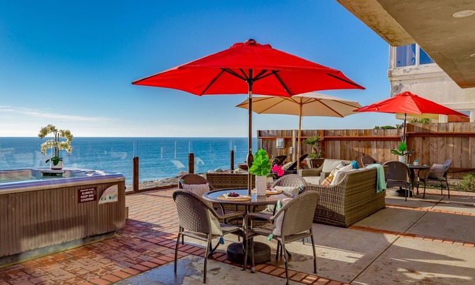 Leucadia House | Gorgeous Eight Bedroom Oceanfront Home E396-0