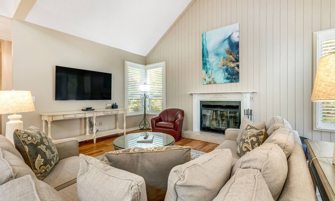 Vanderhorst Plantation House | Gorgeous Family-Friendly home in Kiawah Island w/Free WiFi - Close to the Beach!