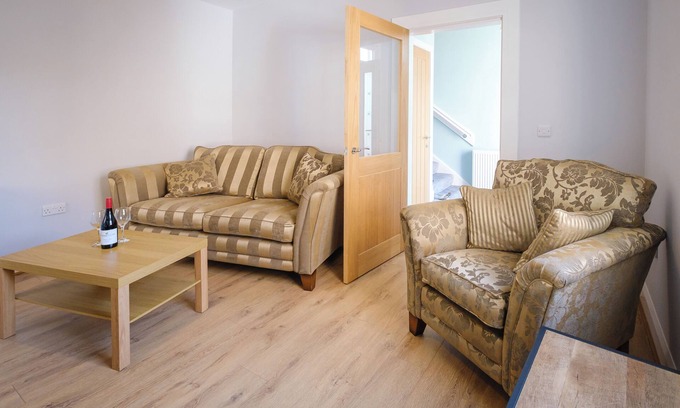 Hawick Cottage | Gorgeous, fully refurbished centrally located cosy cottage