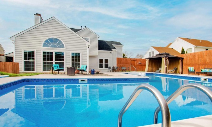 Graham House | Gorgeous Graham Home with Private Outdoor Pool!