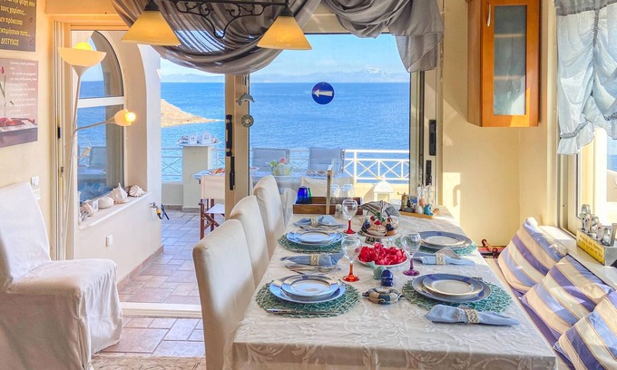Lavreotiki House | Gorgeous home in Vrompousi Keratea