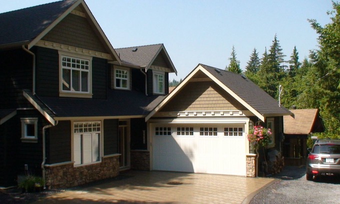 Deep Cove House | Gorgeous Home in the Heart of Deep Cove!
