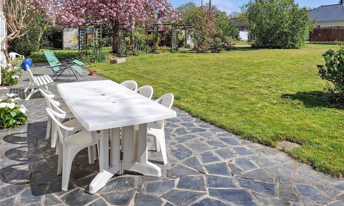 Plelan-le-Petit House | Gorgeous home in Plélan-le-Petit