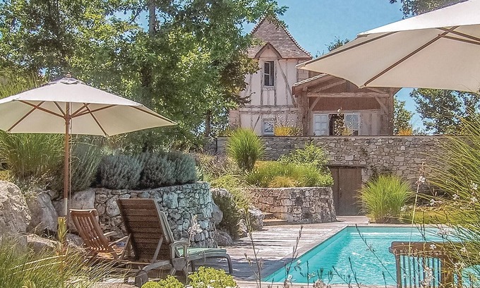 Beauville House | Gorgeous home in Beauville