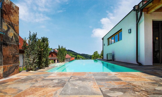 Ratsch House | Gorgeous home in Ehrenhausen