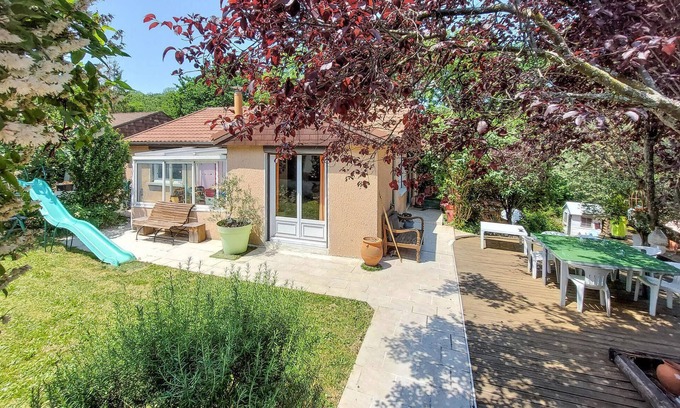 Francheville House | Gorgeous home in Francheville with WiFi