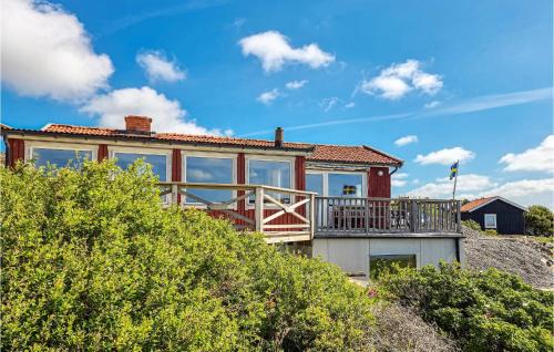 Karna House | Gorgeous Home In Glöskär With Kitchen