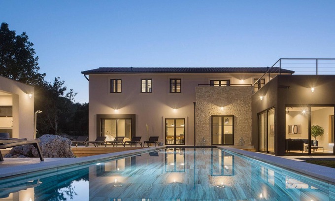 Krsan House | Gorgeous home in Krsan