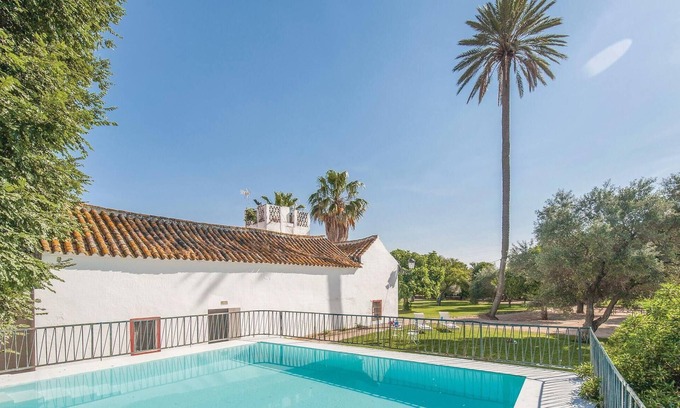 La Campana House | Gorgeous home in La Campana, Sevilla