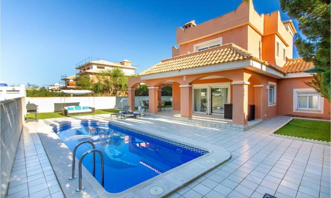 San Javier House | Gorgeous Home In La Manga With Wifi