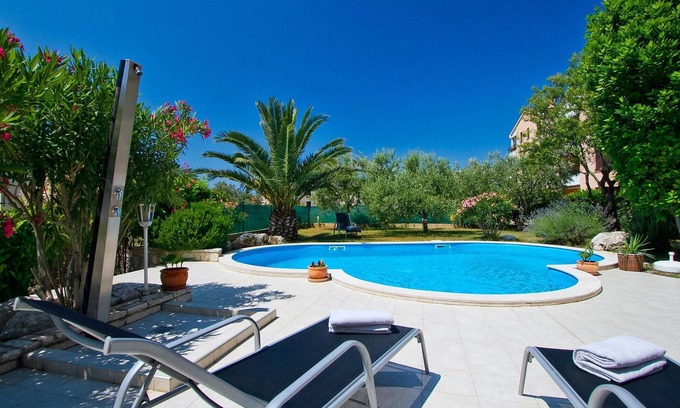 Premantura House | Gorgeous home in Pula
