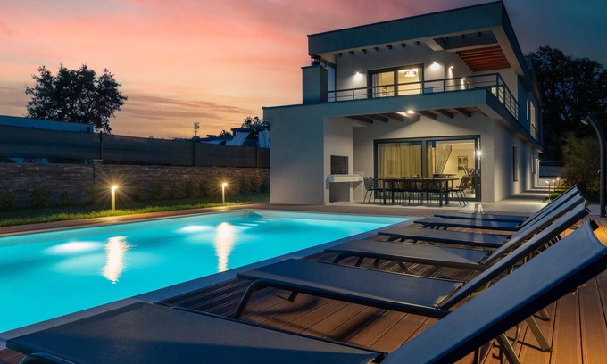 Stokovci House | Gorgeous home in Svetvincenat
