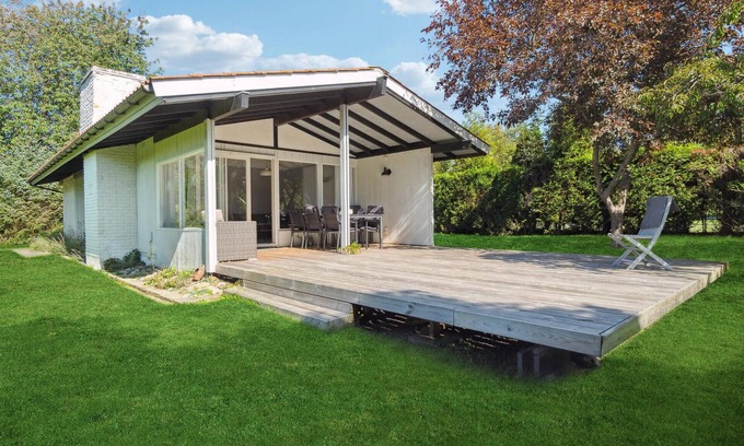 Holloselund House | Gorgeous home in Tisvildeleje with WiFi