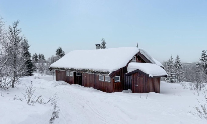 Venabygd House | Gorgeous home in Venabygd with sauna