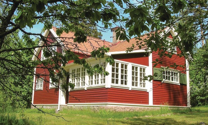 Vimmerby Municipality House | Gorgeous home in Vimmerby with WiFi