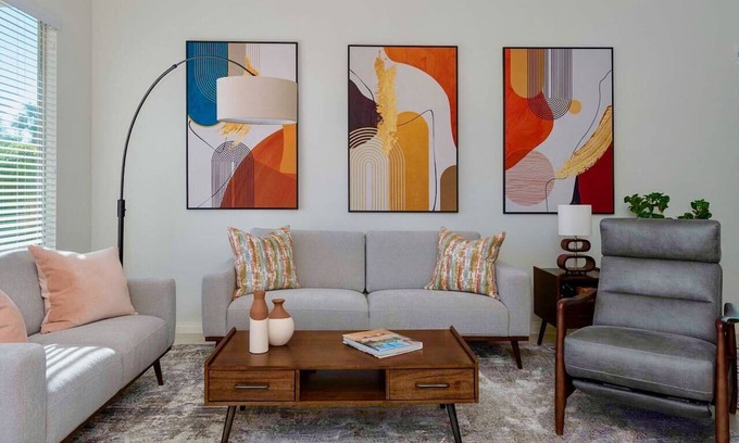 Indio House | GORGEOUS LUXURY RENTAL- new furnishings in 55+ Sun City Shadow Hills