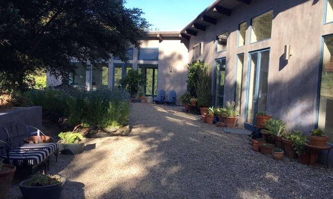 Big Sur House | Gorgeous modern home with ocean and mountain views in the heart of Big Sur