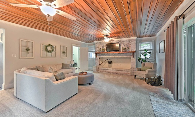 Washington House | Gorgeous North Carolina Retreat w/Fire Pit!