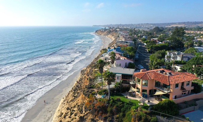 Olde Solana Beach House | Gorgeous Oceanfront Beach House, Walk to Beach, DEL MAR/SOLANA BEACH