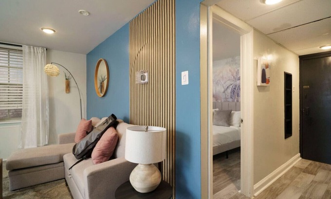 Center City West Apartment | Gorgeous One Bedroom in PA