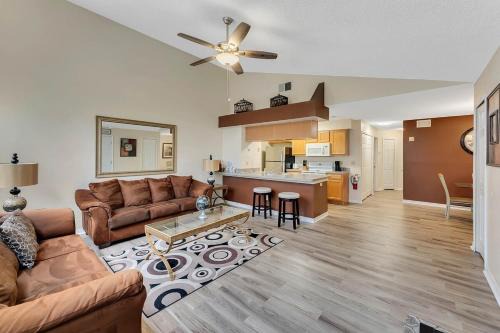 Kissimmee House | Gorgeous Place Minutes Away from Attractions