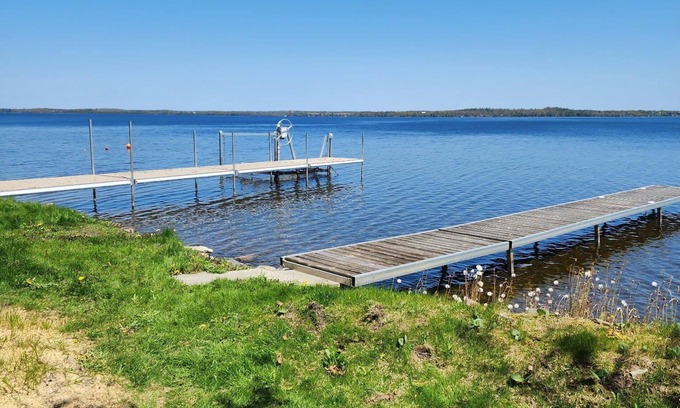 Kawartha Lakes Cabin | Gorgeous Private Waterfront Bunkie - Fenelon Falls - Cameron Lake!