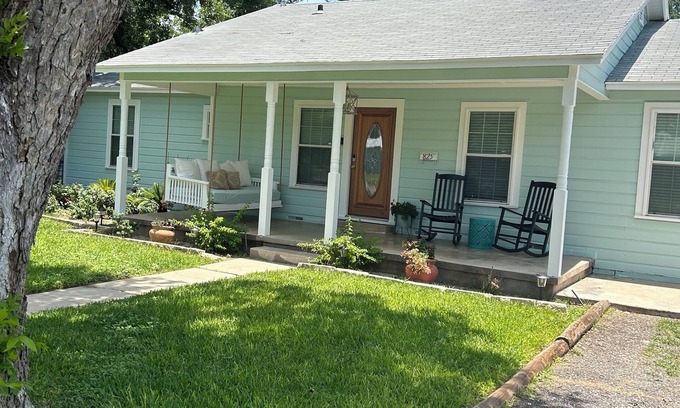Uvalde House | Gorgeous quiet and cozy 3 bedroom/2 bathroom home awaits you!
