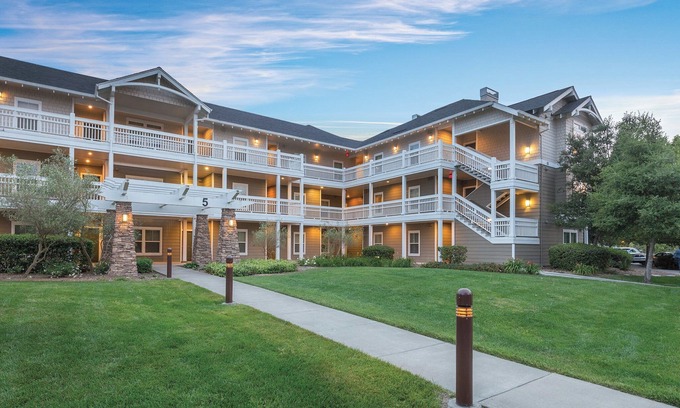 Windsor Resort | Gorgeous Resort in California Wine Country, Windsor!