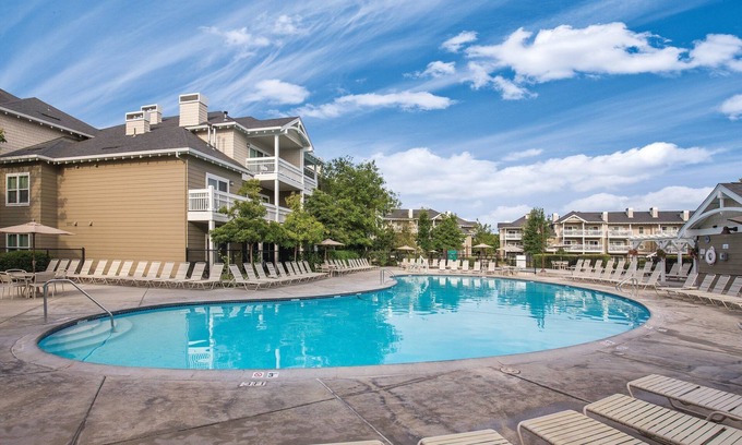 Windsor Resort | Gorgeous Resort in California Wine Country, Windsor!