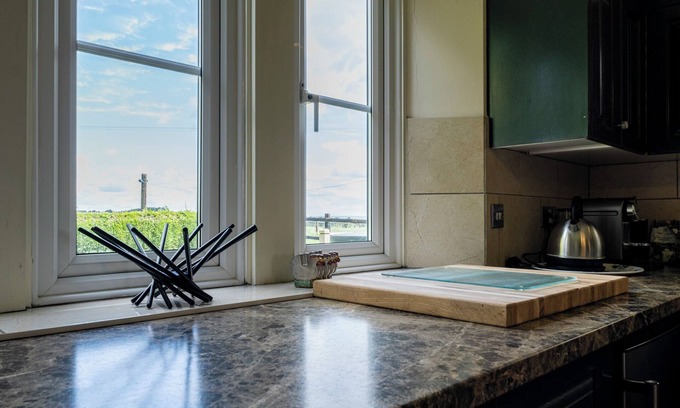 Norton St. Philip House | Gorgeous Rural 4BD Farm With Hot Tub