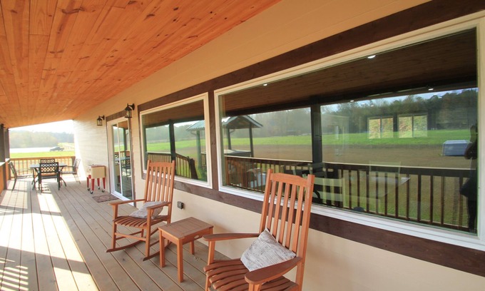Willard House | Gorgeous Rural Countryside Retreat - The Cottage