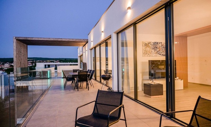 Zidarici Apartment | Gorgeous sea view luxury apartment with private jacuzzi