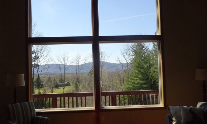 Sheffield House | Gorgeous Sheffield Home in Heart of Berkshires