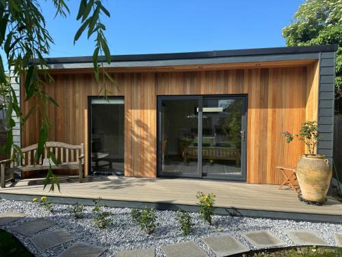 Cherry Hinton Apartment | Gorgeous studio!