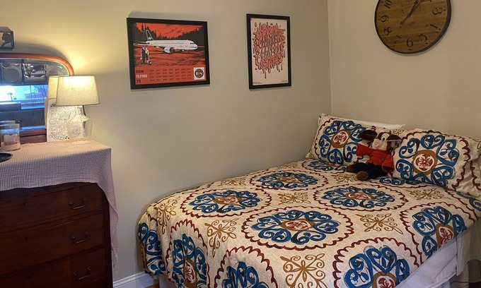 Winthrop Apartment | Gorgeous Sublet on marina! Close to downtown Boston/Airport