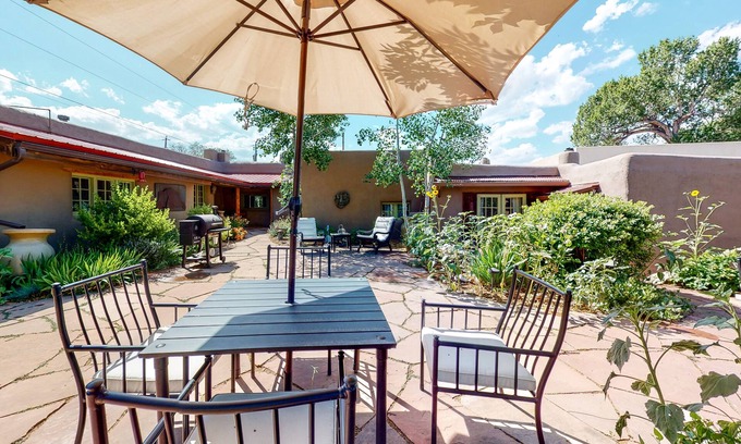 Taos House | Gorgeous Suite - Full Kitchen, Jetted Tub, Fireplaces - Walk to Dining, Dogs OK