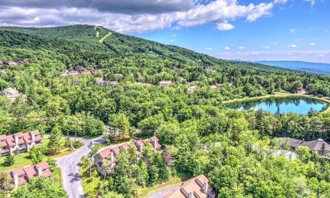 Bromley Mountain House | Gorgeous Townhouse with views in the Ledges at Bromley