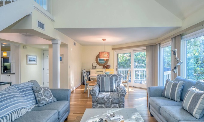 Spinnaker Beachhouses House | Gorgeous Updated Spinnaker! Walk to Beach, Club, Pools! 5 Stars! Amenity Cards!