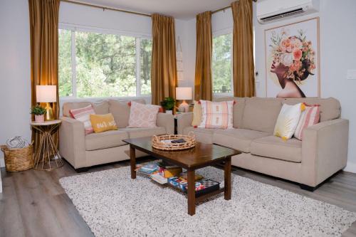Apple Hill House | Gorgeous views 1st Apple hill exit Family Fun