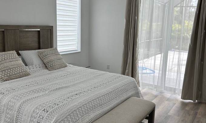 Port Charlotte House | Gorgeous Villa with heated pool in Port Charlotte, Fl