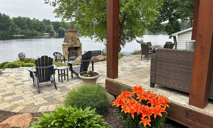 Newaygo House | Gorgeous waterfront 4-BR home with adorable Tiny House and pickleball court!
