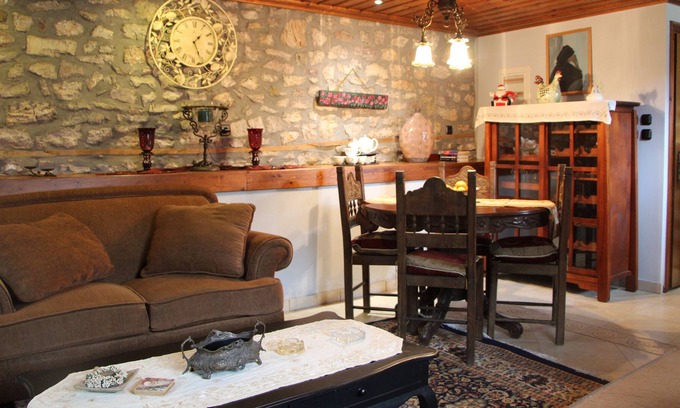 Karpenisi House | Gorianades Traditional House with mountain views